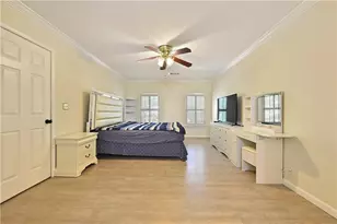 85 Shadow Lake Dr SW, Lilburn, GA 30047 - Photo 23