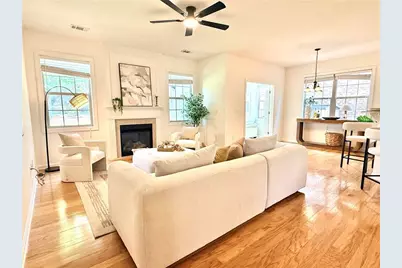 582 Walkers Lane, Johns Creek, GA 30097 - Photo 7
