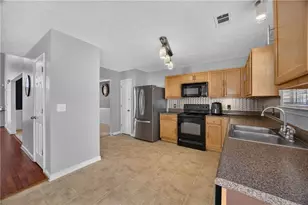 362 Summit View Dr, McDonough, GA 30253 - Photo 7