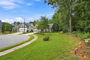 301 Ellington Dr, Canton, GA 30115 - Photo 3