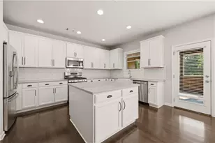 2228 Lakeview Bend Way, Buford, GA 30519 - Photo 13