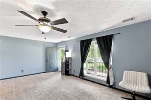 105 Gwenellen Dr, Locust Grove, GA 30248 - Photo 9