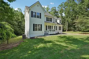 161 Lake Ridge Dr, Newnan, GA 30263 - Photo 3