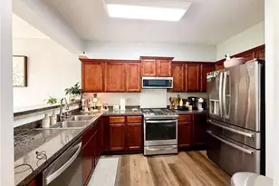 2946 O'Shields Ct SW, Marietta, GA 30060 - Photo 7