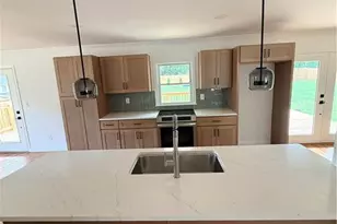 1012 Rays Rd, Stone Mountain, GA 30083 - Photo 9
