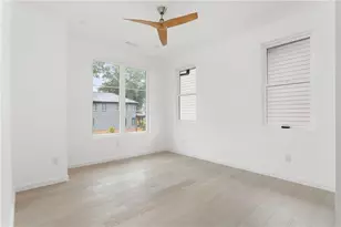 298 Creighton Ave, Scottdale, GA 30079 - Photo 25
