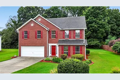 5785 Grove Place Crossing SW, Lilburn, GA 30047 - Photo 5