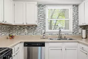 651 Stratford Green Way, Avondale Estates, GA 30002 - Photo 15