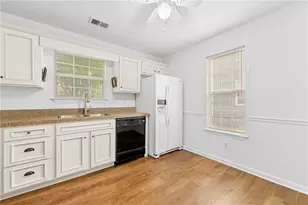 3040 Majestic Park Ct, Duluth, GA 30096 - Photo 5