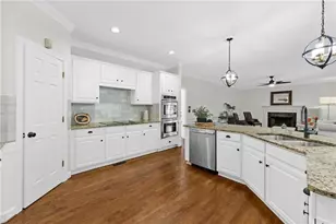 10245 Groomsbridge Rd, Johns Creek, GA 30022 - Photo 25