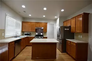 2115 Vistoria Dr, Cumming, GA 30041 - Photo 5