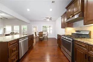 5543 Leaf Ridge Ln, Buford, GA 30518 - Photo 19