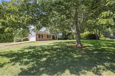 1741 Beauregard Drive SW, Lilburn, GA 30047 - Photo 29
