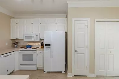 131 Ashford Circle #131, Dunwoody, GA 30338 - Photo 11