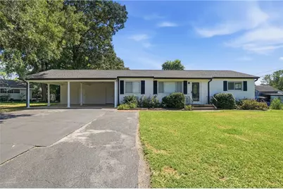 385 Cross Street, Rossville, GA 30741 - Photo 1