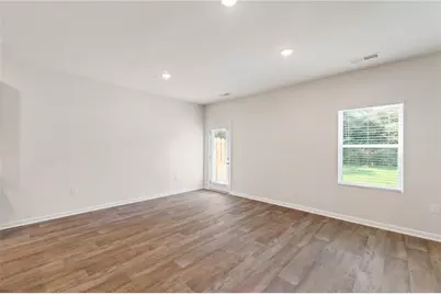 8312 Columbia Court, Palmetto, GA 30268 - Photo 9