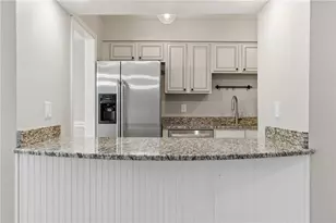 6980 Roswell Rd, Sandy Springs, GA 30328 - Photo 9