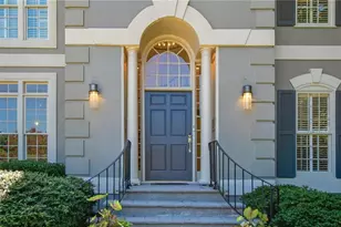 135 Gilford Way, Sandy Springs, GA 30350 - Photo 3