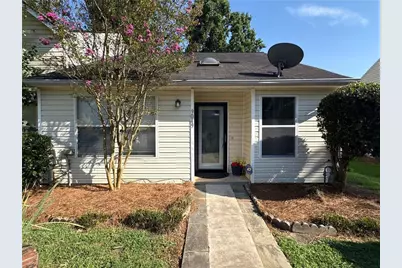 9049 Stoneleigh Trace, Douglasville, GA 30134 - Photo 1