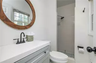 2720 Carolyn Dr SE, Smyrna, GA 30080 - Photo 13