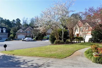 265 Windsor Gate Cove NE, Atlanta, GA 30342 - Photo 3