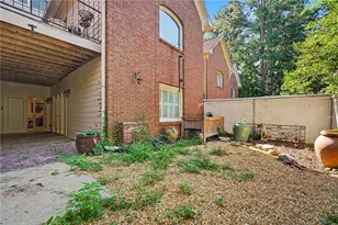 3685 Peachtree Rd NE, Atlanta, GA 30319 - Photo 47
