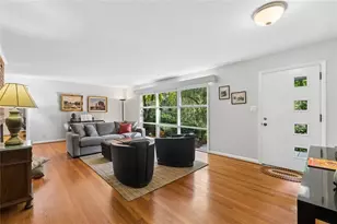 774 Briar Park Ct NE, Atlanta, GA 30306 - Photo 9