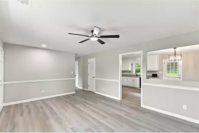 1745 Overlook Way SW, Conyers, GA 30094 - Photo 9