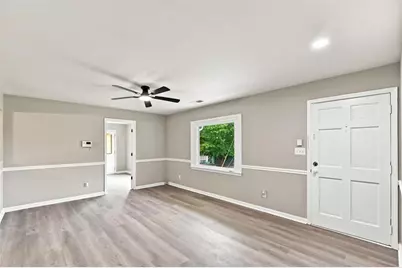 1745 Overlook Way SW, Conyers, GA 30094 - Photo 7
