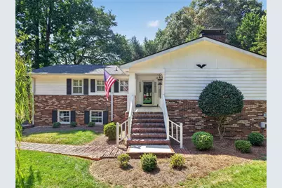 3028 St Charles Avenue, Gainesville, GA 30504 - Photo 3