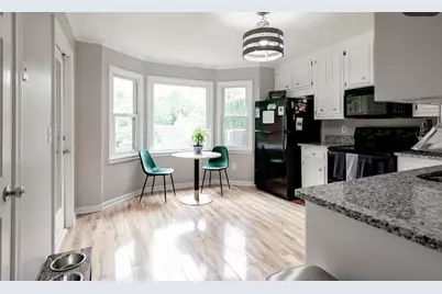 871 Lenox Oaks Circle NE, Atlanta, GA 30324 - Photo 9