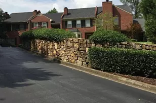 871 Lenox Oaks Cir NE, Atlanta, GA 30324 - Photo 1