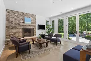 4036 Conway Valley Rd, Atlanta, GA 30327 - Photo 17