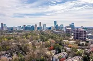 15 Ivy Square Northeast, Atlanta, GA 30342 - Photo 51