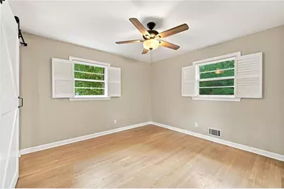 2586 Cherrywood Lane SW, Marietta, GA 30060 - Photo 19