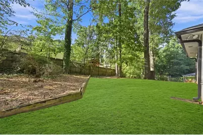 2586 Cherrywood Lane SW, Marietta, GA 30060 - Photo 29