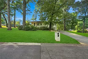2586 Cherrywood Ln SW, Marietta, GA 30060 - Photo 33