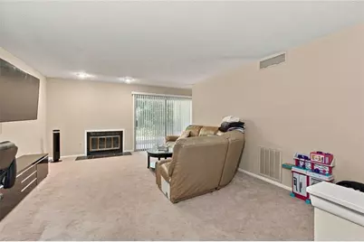 27 Little Silver Court SE, Smyrna, GA 30080 - Photo 5