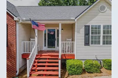 2990 Hampton Valley Drive, Loganville, GA 30052 - Photo 3