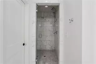 912 Beaverbrook Dr NW, Atlanta, GA 30318 - Photo 25