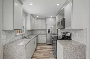 136 Peachtree Memorial Dr NW, Atlanta, GA 30309 - Photo 11