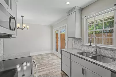 136 Peachtree Memorial Drive NW #RI 5, Atlanta, GA 30309 - Photo 13
