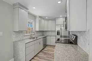 136 Peachtree Memorial Dr NW, Atlanta, GA 30309 - Photo 15