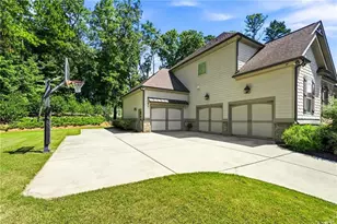 3814 Lamb Dr, Marietta, GA 30064 - Photo 11