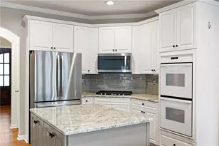 1170 Parkview Ln NW, Kennesaw, GA 30152 - Photo 7