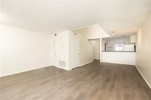 346 Carpenter Dr, Sandy Springs, GA 30328 - Photo 9