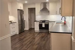 5434 Dunwoody Knoll Ct, Dunwoody, GA 30338 - Photo 13