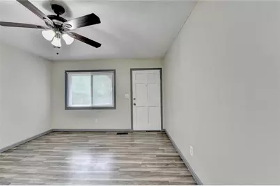 103 Dogwood Ln #B, Auburn, GA 30011 - Photo 7
