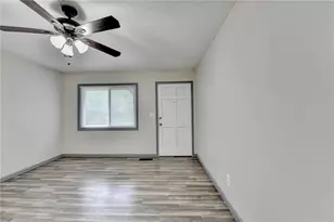 103 Dogwood Ln, Auburn, GA 30011 - Photo 7