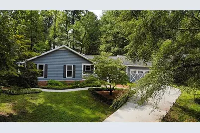 5534 Woodberry Circle, Marietta, GA 30068 - Photo 3